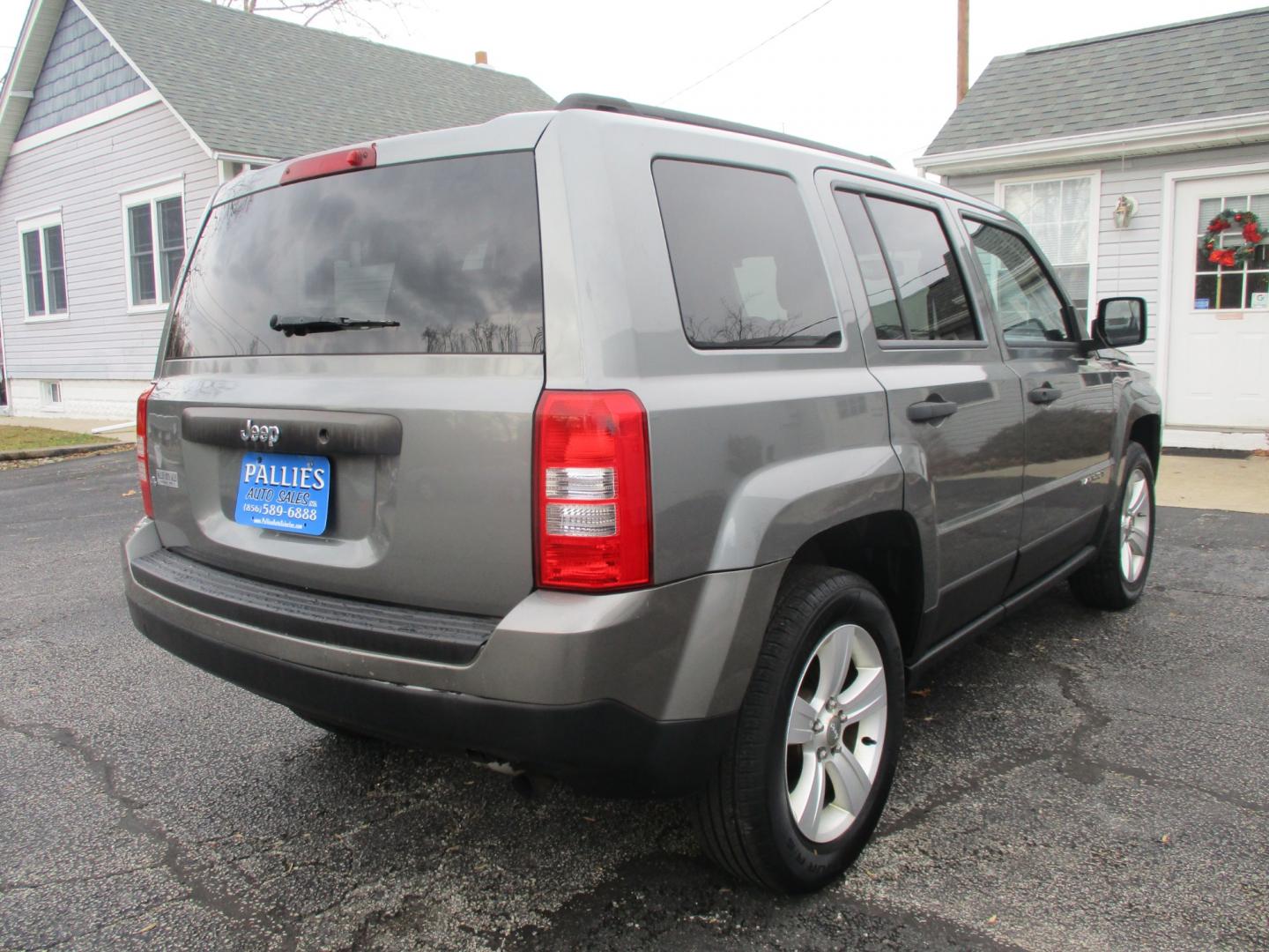 2012 Jeep Patriot (1C4NJRBB1CD) , AUTOMATIC transmission, located at 540a Delsea Drive, Sewell, NJ, 08080, (856) 589-6888, 39.752560, -75.111206 - Photo#6